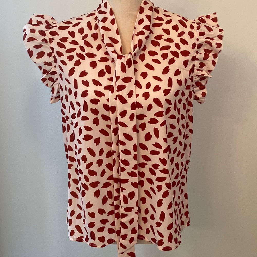 SHEIN collar tie cream and red light weight top